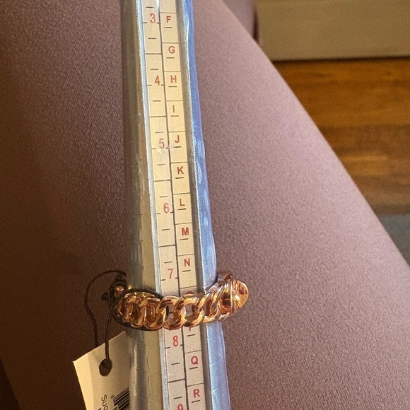 Marc by Marc Jacobs rose gold ring size 7.5 NWT - Picture 2 of 6